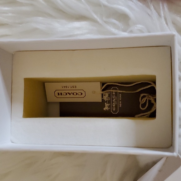 Authentic Coach Watch - Picture 4 of 5